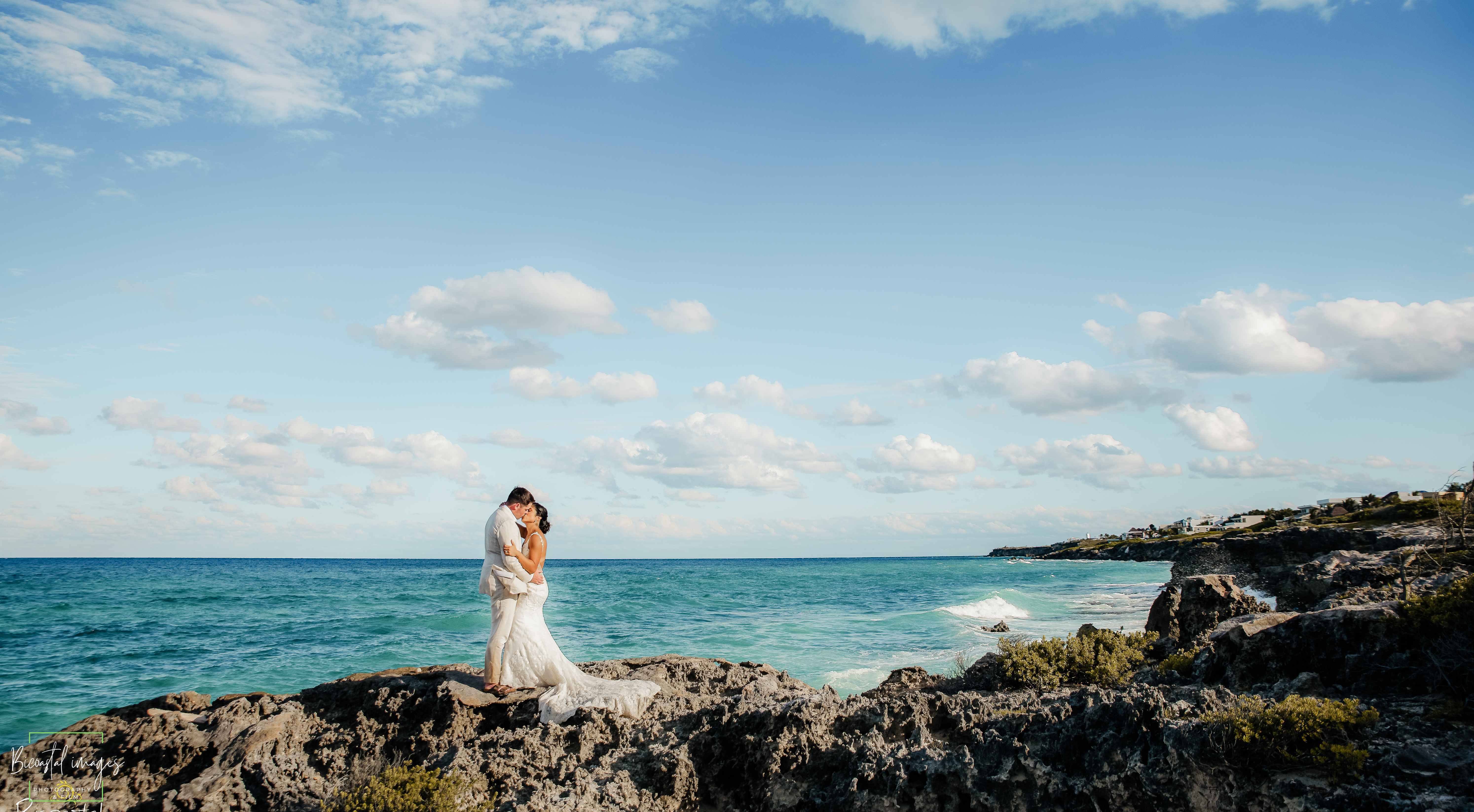 Destination wedding photography in Mexico